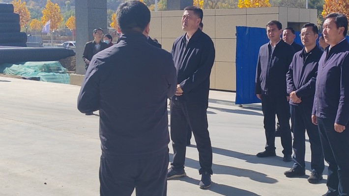 臨夏州委書記李海默一行調(diào)研裝備公司康樂縣工業(yè)集中區(qū)建設項目