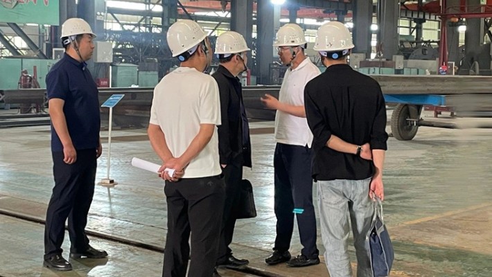 甘肅建投督導(dǎo)檢查裝備公司安全生產(chǎn)工作